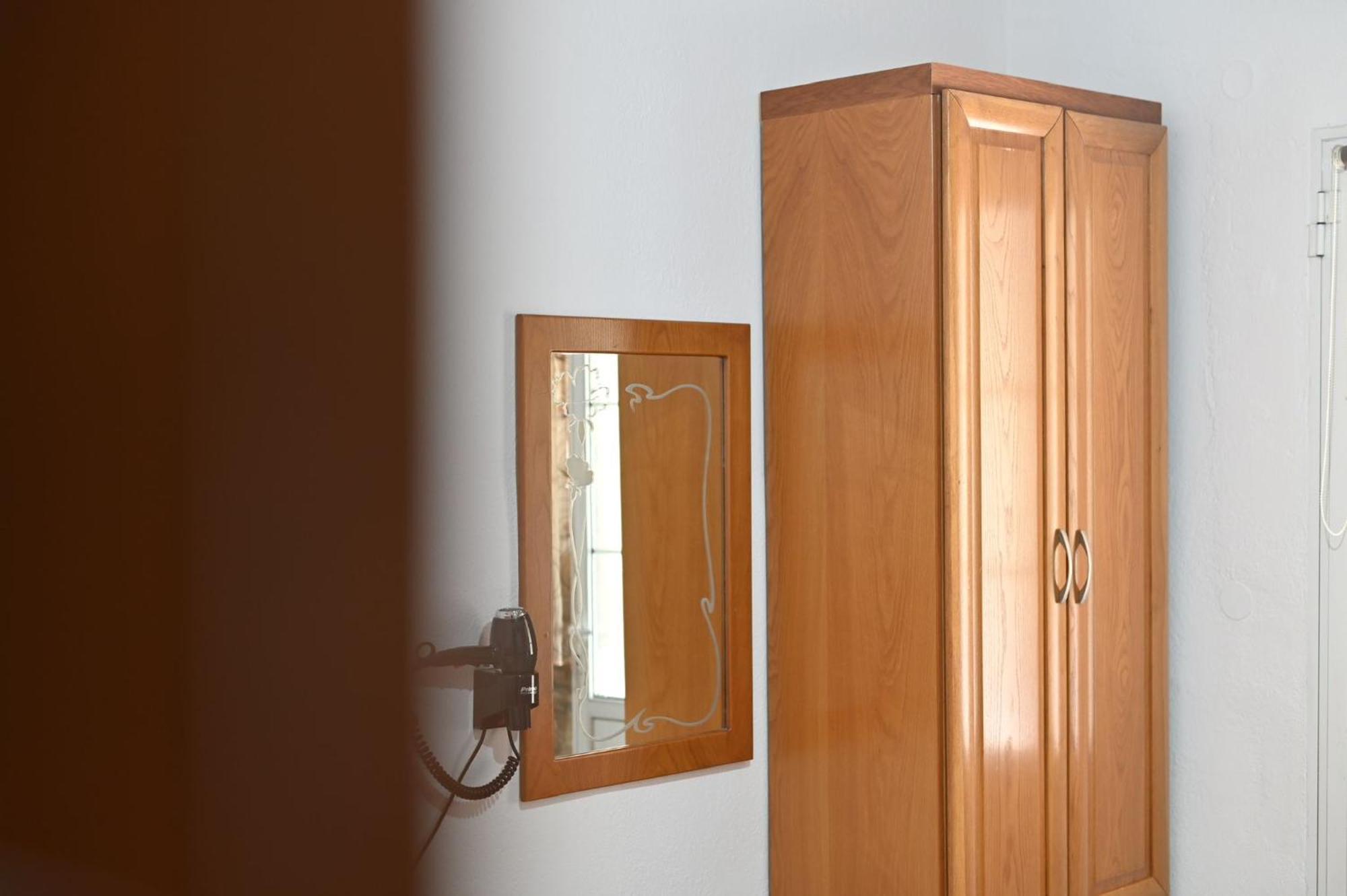 Guesthouse Agnandi Káto Loutrákion Kültér fotó