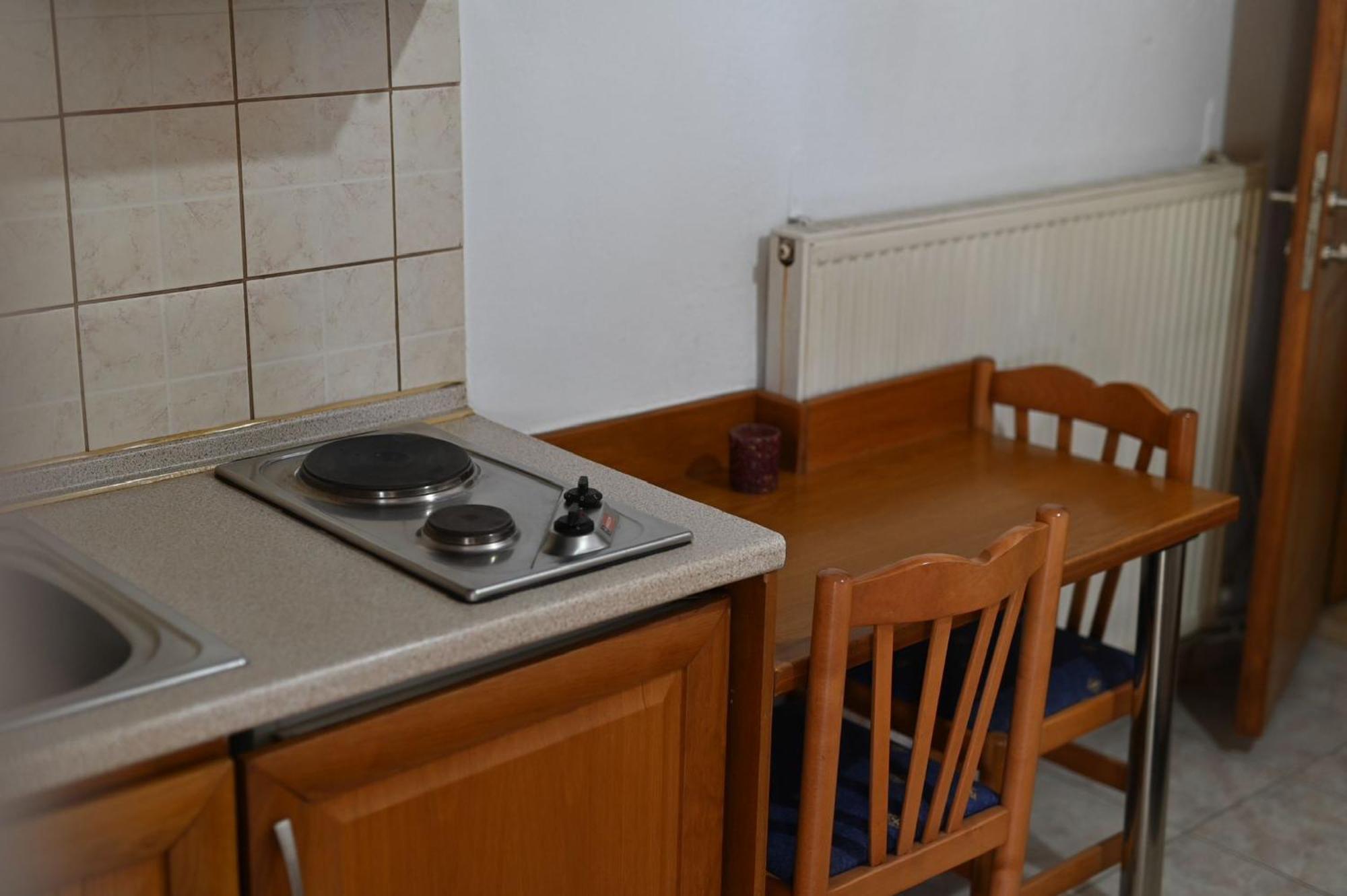 Guesthouse Agnandi Káto Loutrákion Kültér fotó