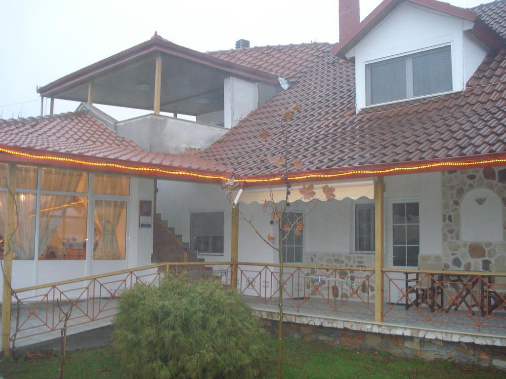 Guesthouse Agnandi Káto Loutrákion Kültér fotó