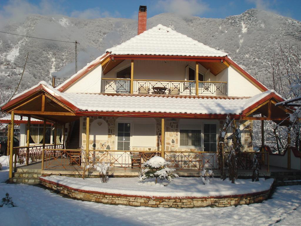 Guesthouse Agnandi Káto Loutrákion Kültér fotó